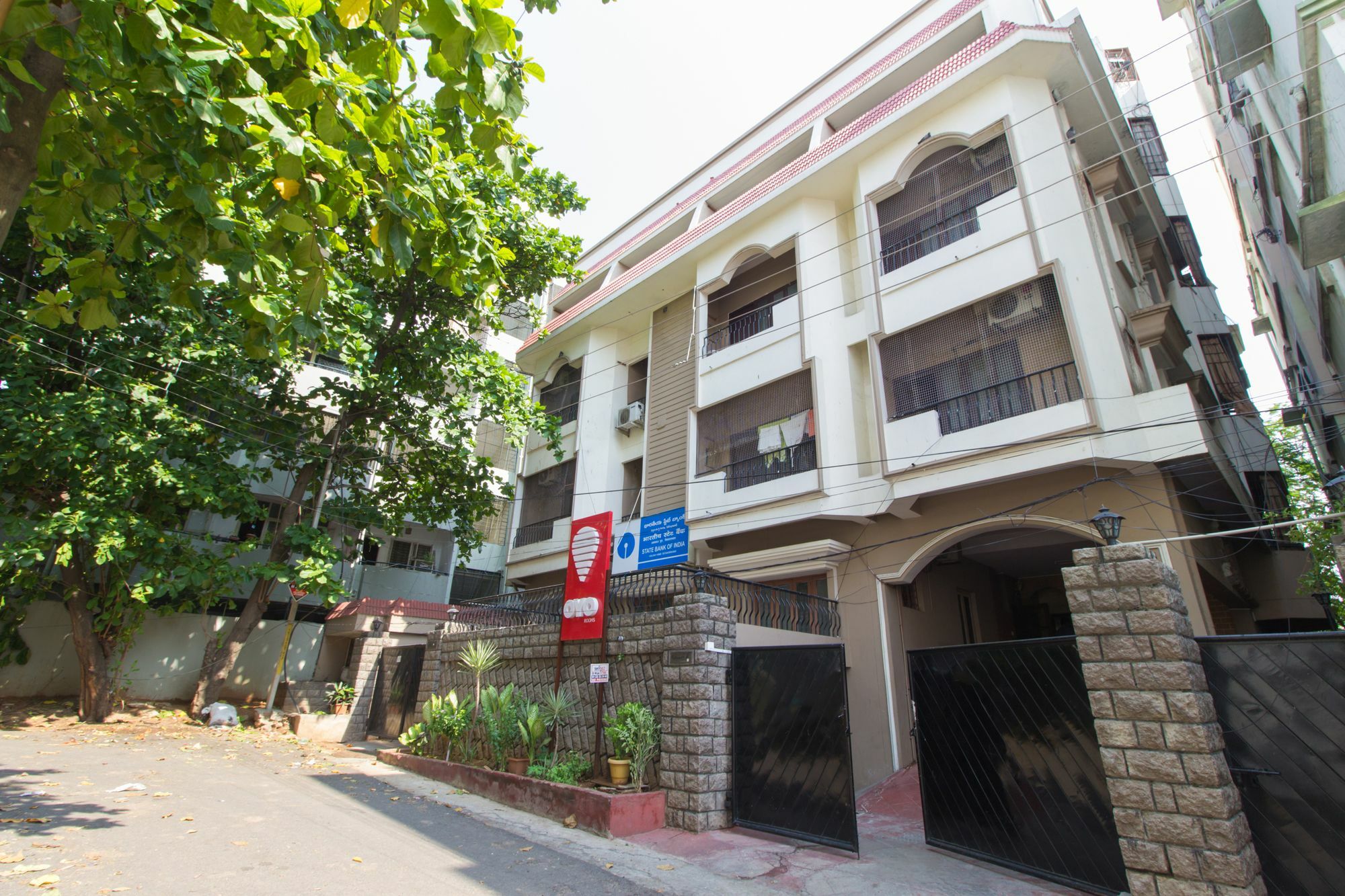 Fabhotel Karishma Homes Begumpet Haydarabad Dış mekan fotoğraf